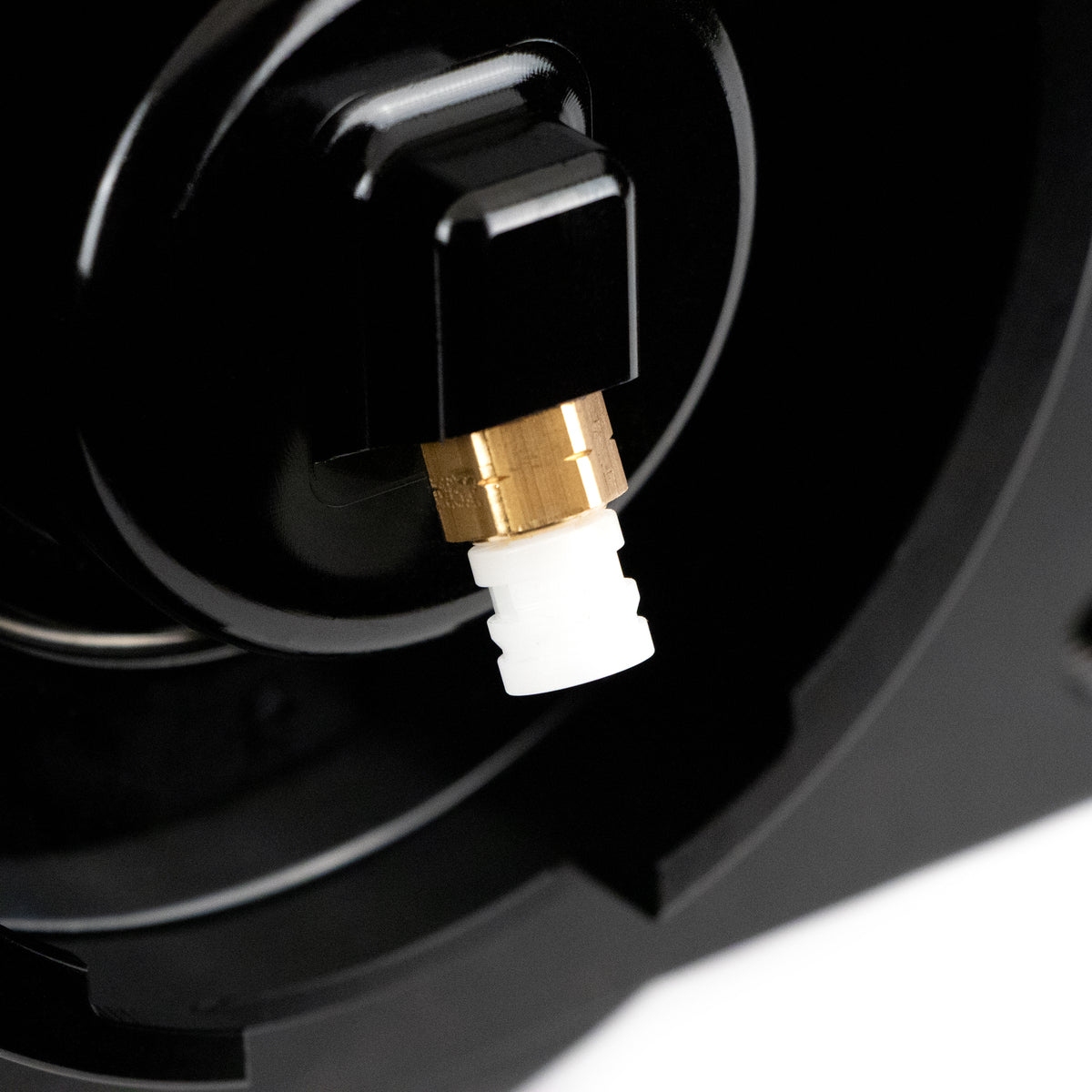 Arnott AS-3898 Front Right Air Strut Mercedes-Benz E-Class (W212 Chassis), CLS (W218) w/ 4MATIC and ADS